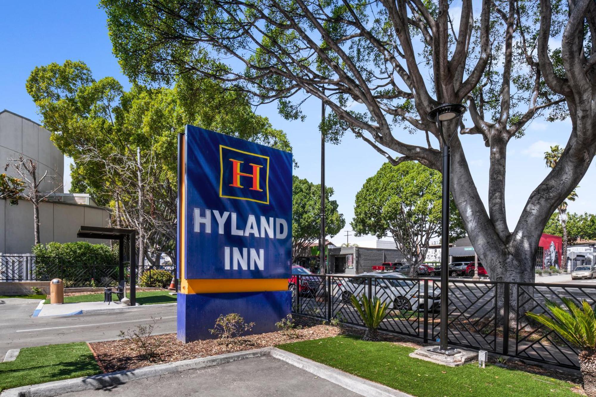 Hyland Inn Near Pasadena Civic Center Exteriör bild